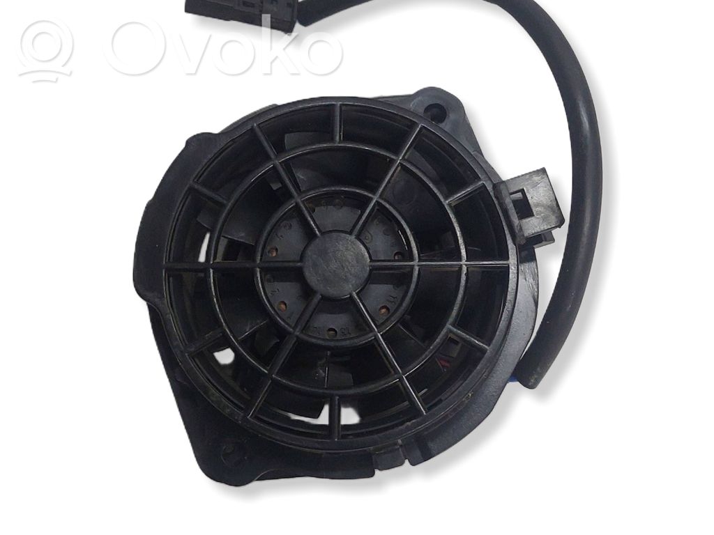 Wentylator / Dmuchawa fotela   071025330666,453845204,135VDC150