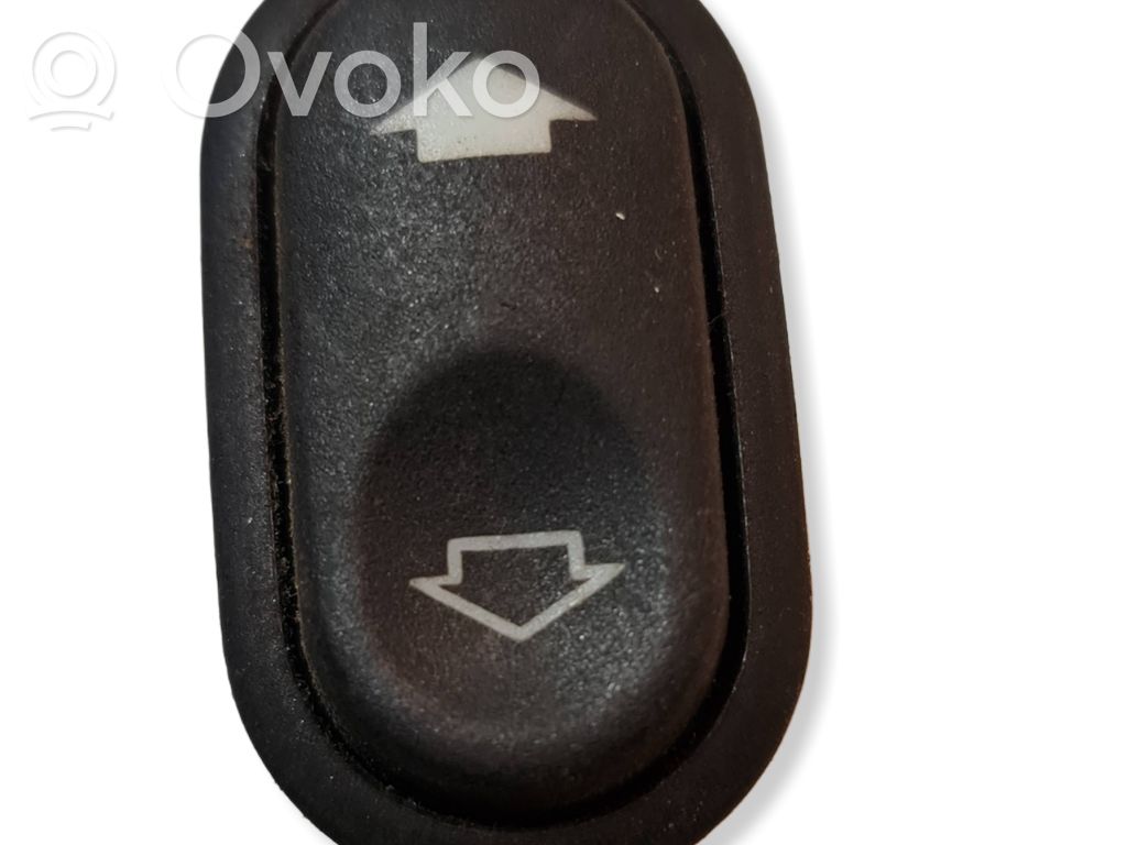 Ford Focus Przełącznik / Przycisk otwierania szyb 