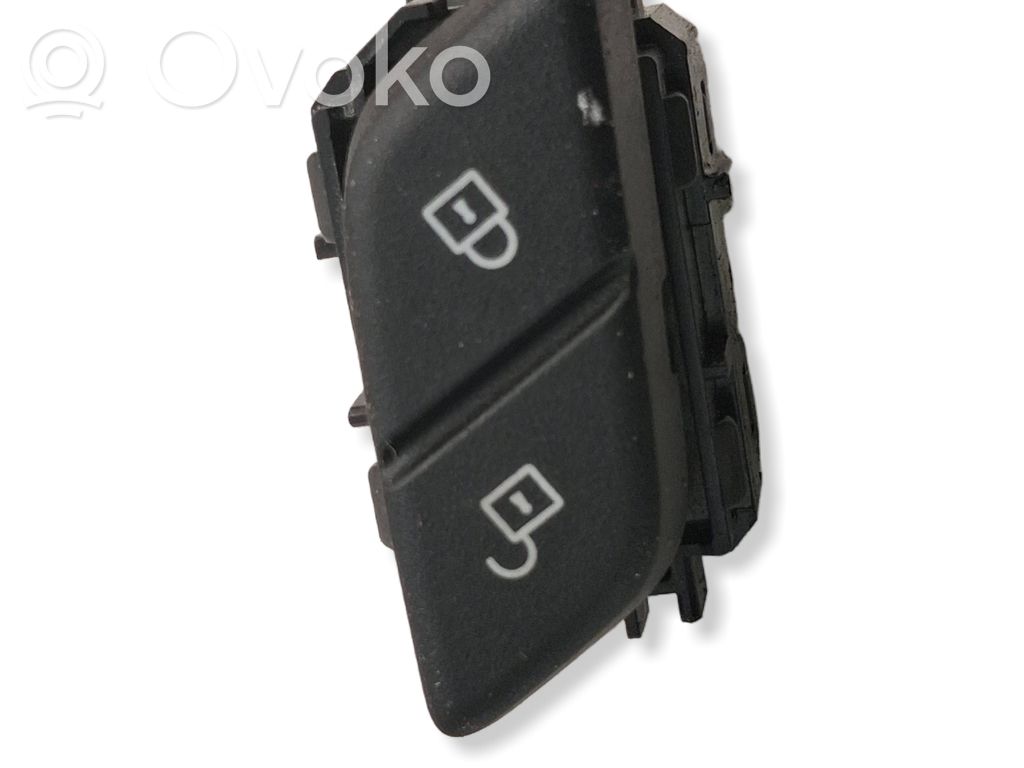 BMW 2 F46 Botón interruptor de bloqueo de puertas 