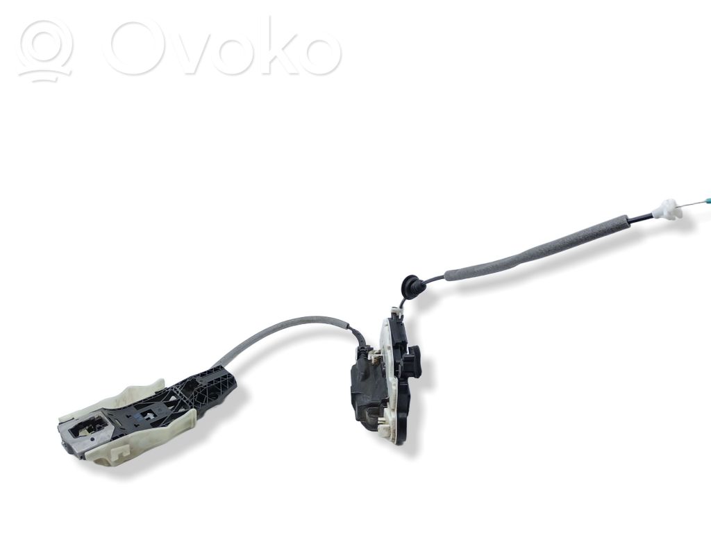 Skoda Octavia Mk3 (5E) Priekšpusē slēdzene 
