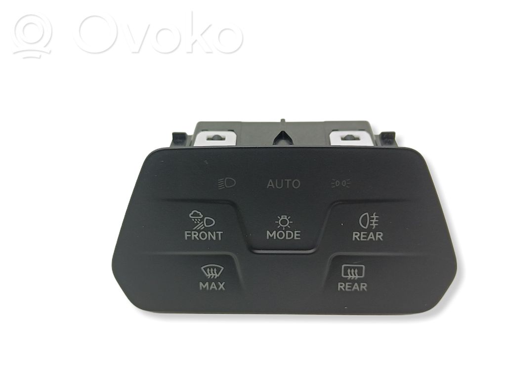 Cupra Born Light switch 