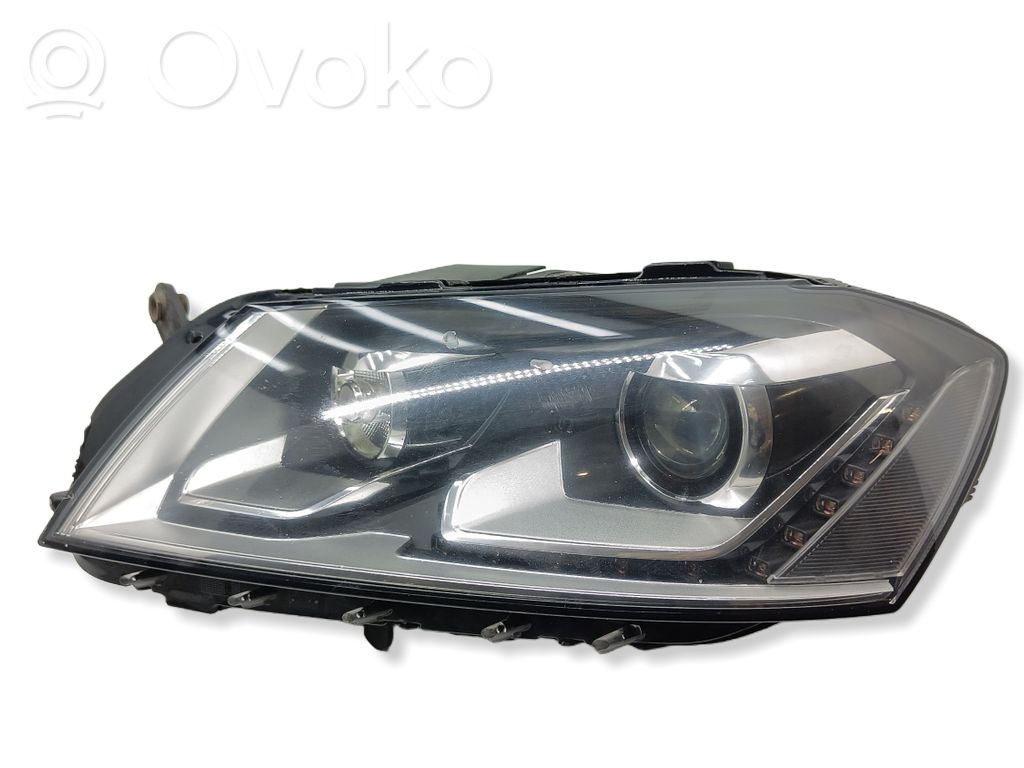 Volkswagen PASSAT B7 Lampa przednia 