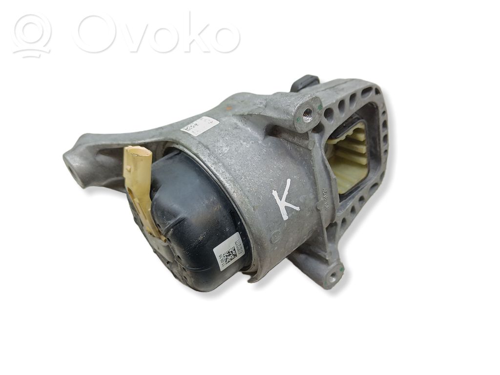 Audi A4 S4 B9 Engine mount bracket 