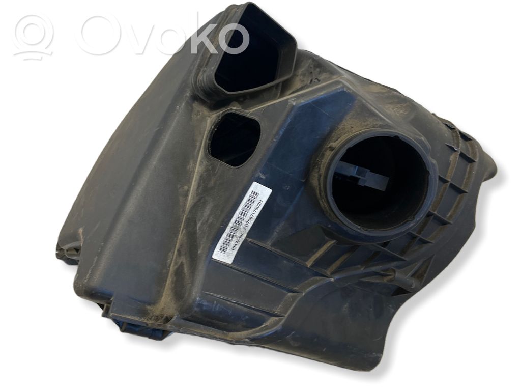BMW 1 E81 E87 Air filter box 