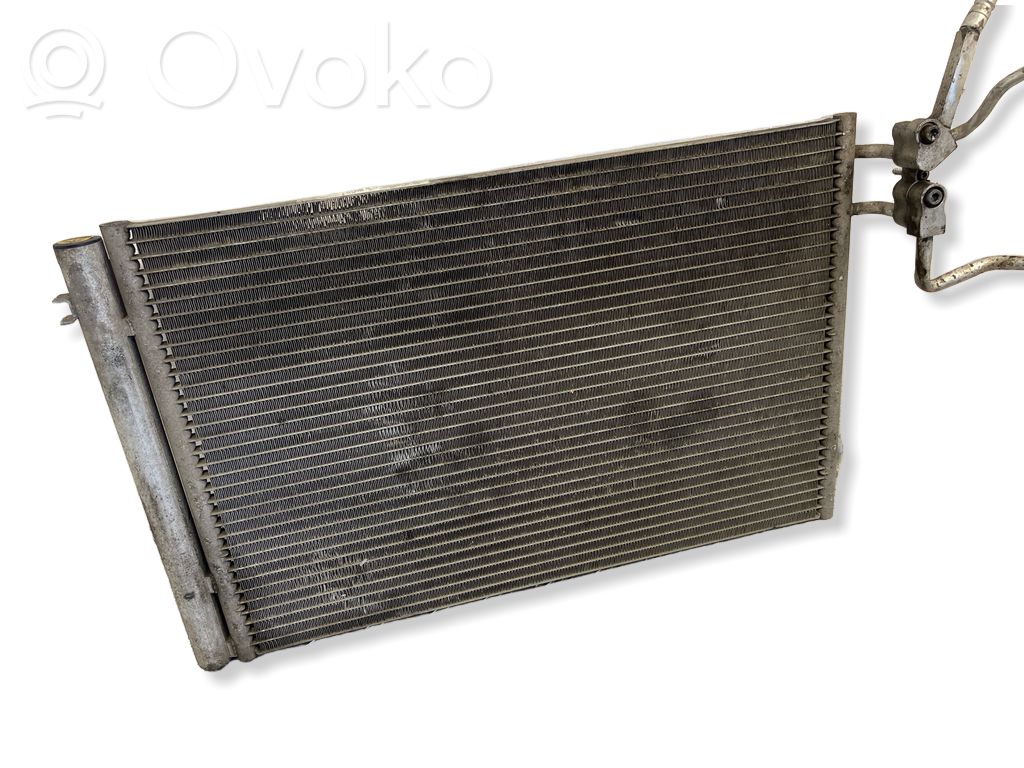 BMW 1 E81 E87 Gaisa kondicioniera dzeses radiators 