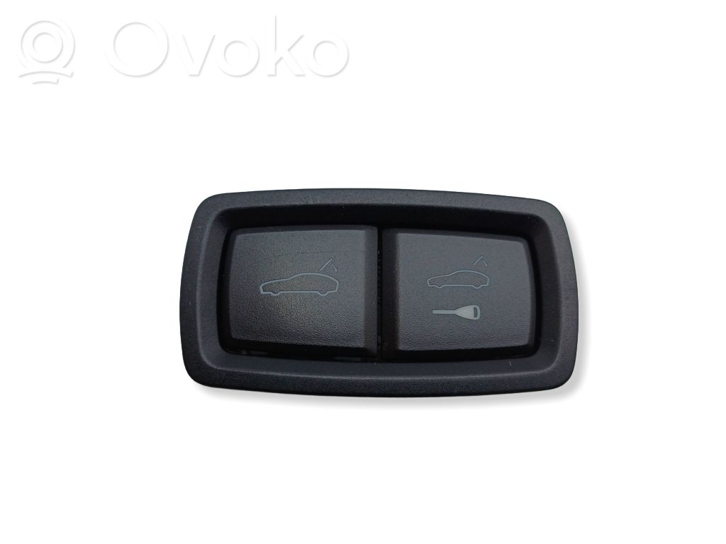 Tailgate/boot open switch button   7PP959832J,SN0000114314006