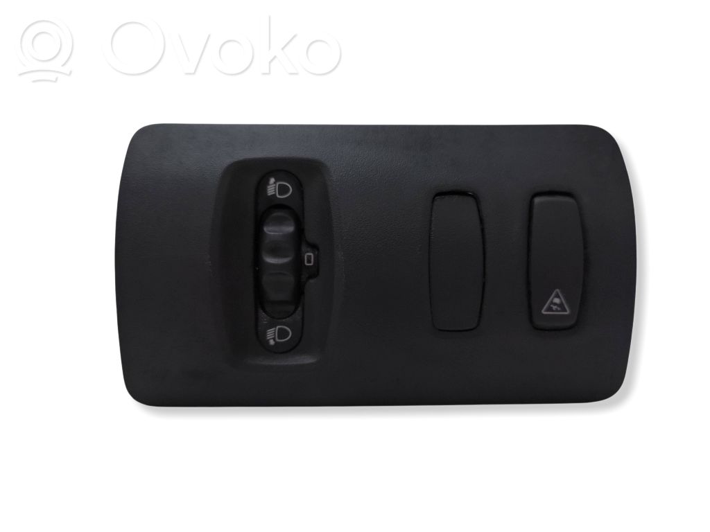 Renault Clio III A set of switches 