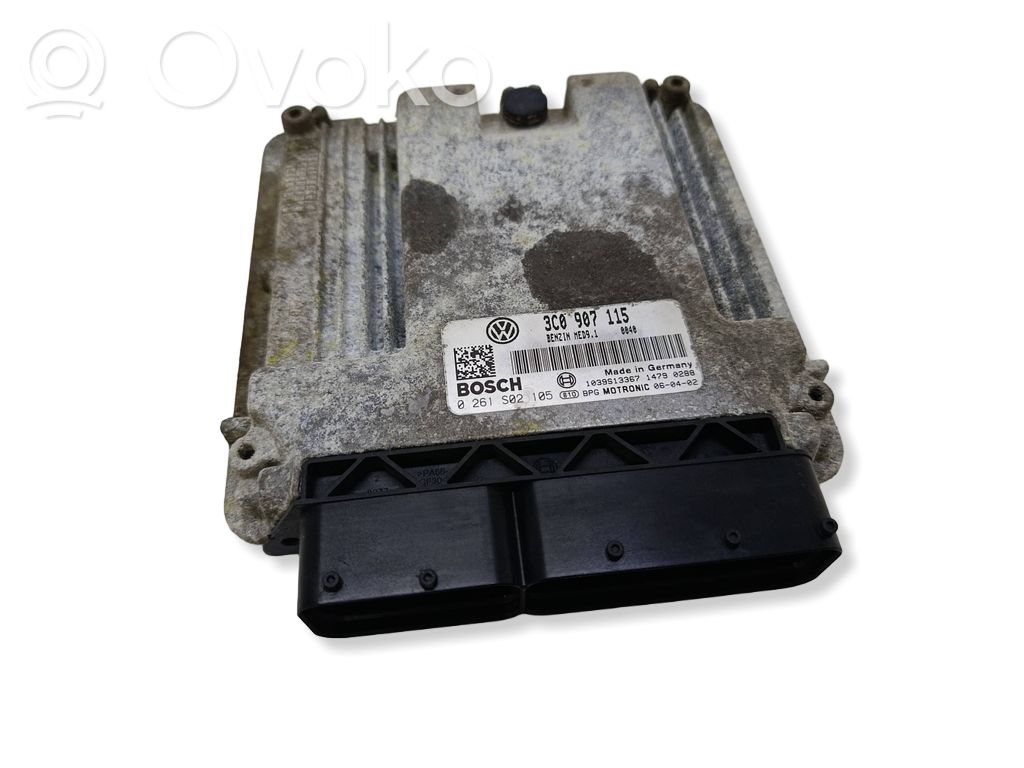 Volkswagen PASSAT B6 Engine control unit/module 