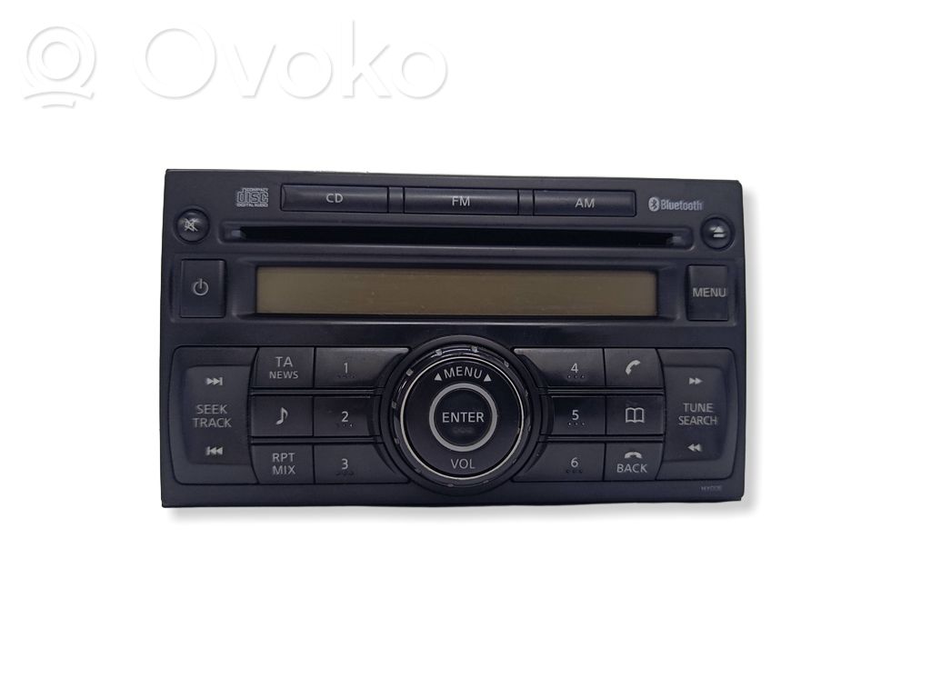 Nissan Qashqai Panel / Radioodtwarzacz CD/DVD/GPS 