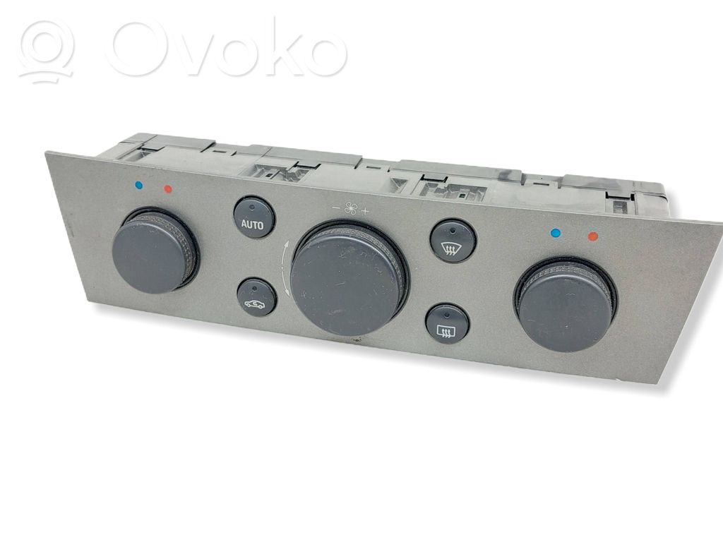 Opel Vectra C Climate control unit 