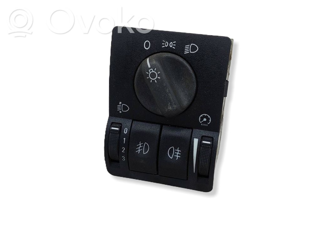 Opel Astra G Light switch 