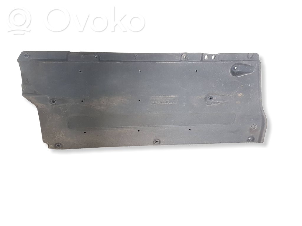 Hyundai i30 Unterfahrschutz Unterbodenschutz Motor 
