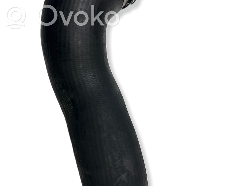BMW 5 F10 F11 Wąż / Rura intercoolera 