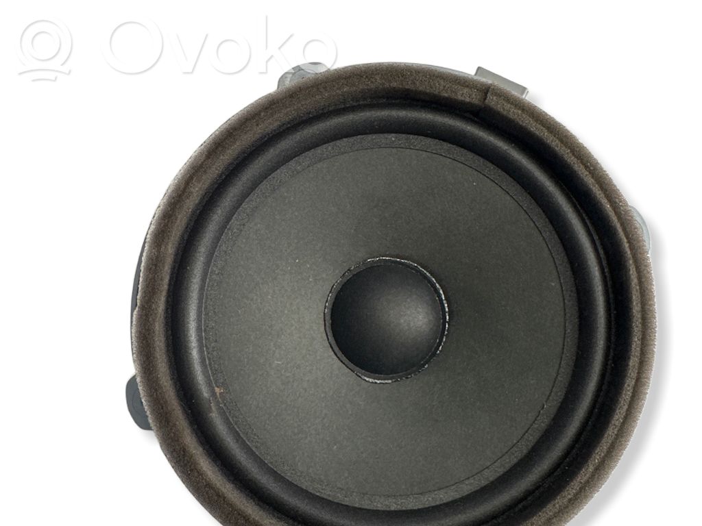KIA Sportage Front door speaker 