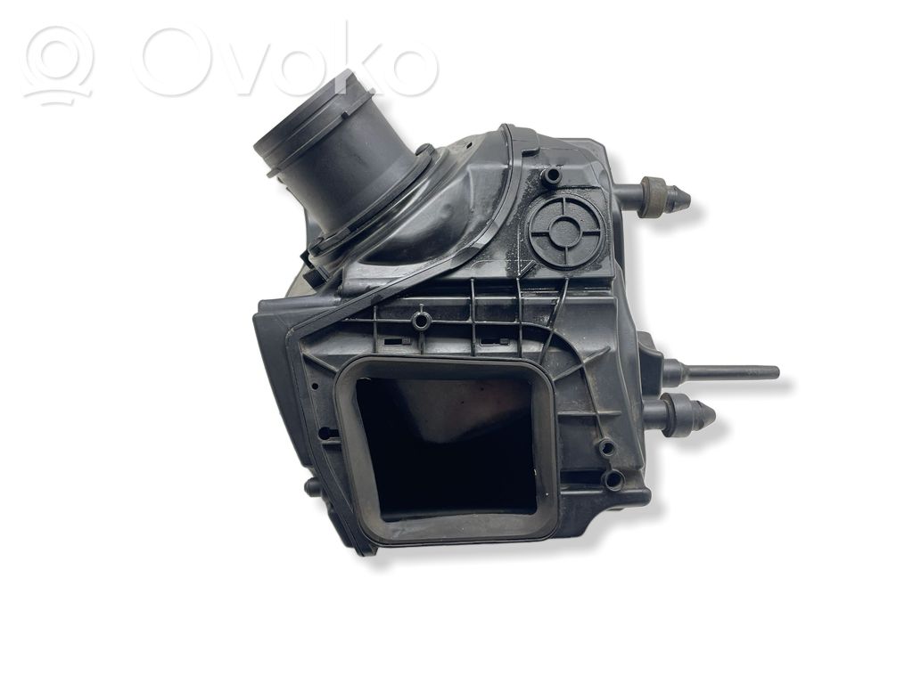 Audi A4 S4 B9 8W Luftfilterkasten 