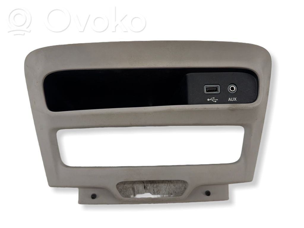 Chrysler Pacifica Dashboard center trim panel 