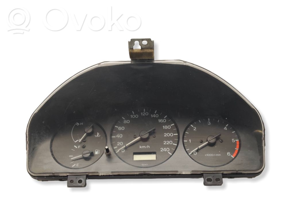 Mazda 626 Speedometer (instrument cluster) 