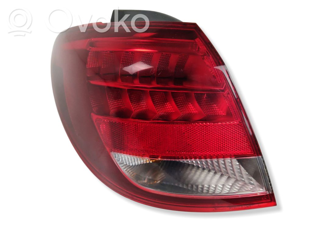 Mercedes-Benz B W246 W242 Lampa tylna 