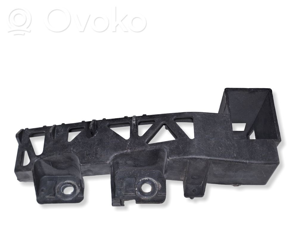 Mazda 5 Headlight/headlamp mounting bracket 