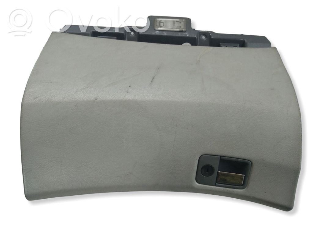 Volvo S80 Glove box 