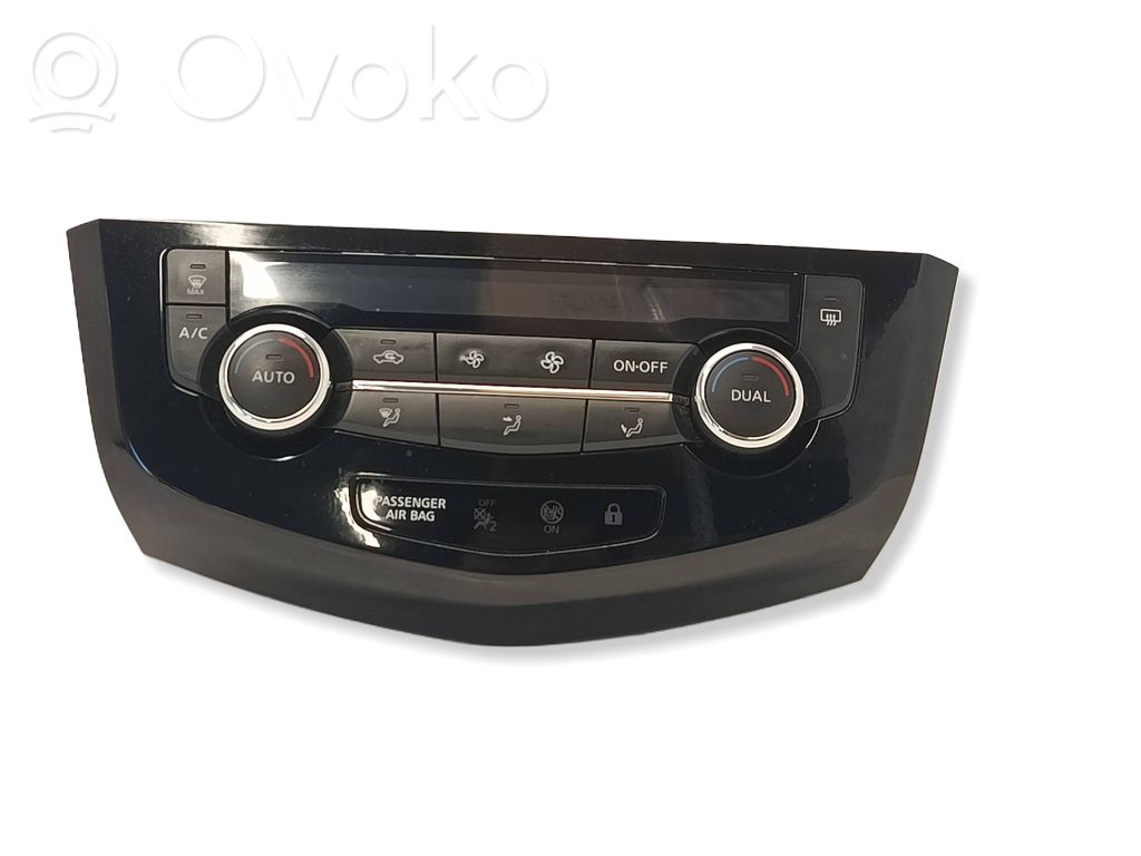 Nissan X-Trail T32 Unidad de control climatización 