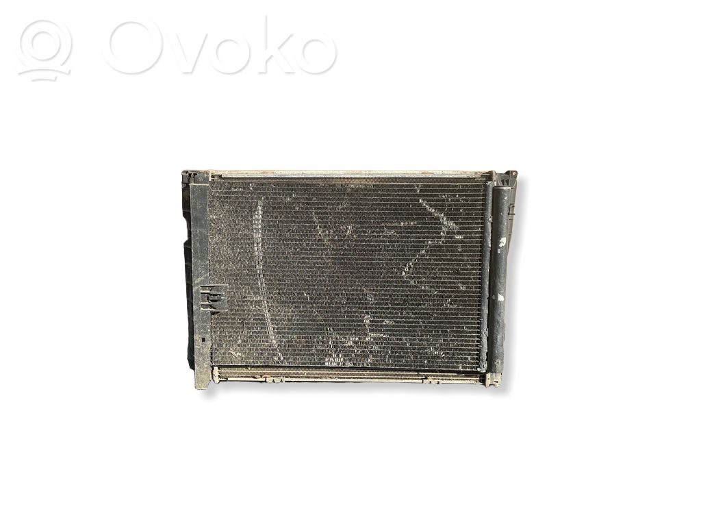 BMW 3 E92 E93 Radiator lichid răcire 