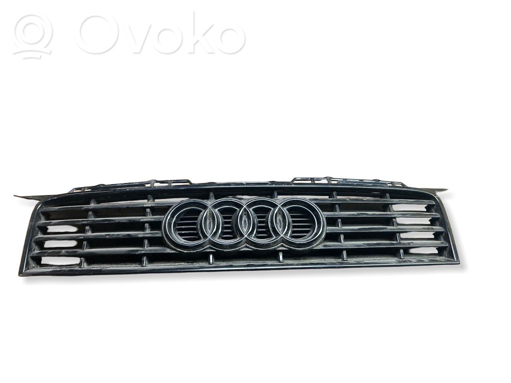 Audi A3 S3 A3 Sportback 8P Etusäleikkö 