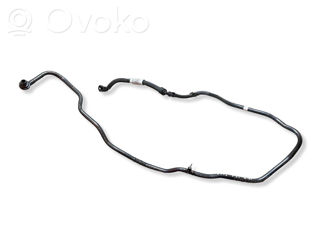 BMW 2 F44 Fuel line pipe 