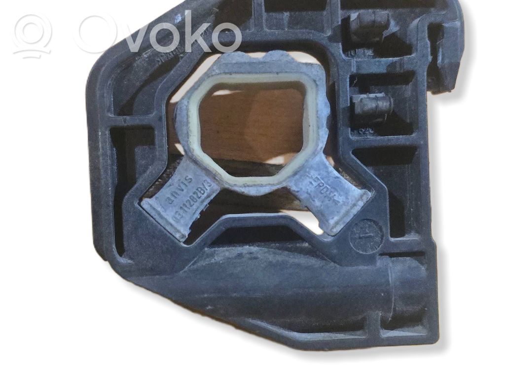 BMW 5 E60 E61 Radiator mount bracket 