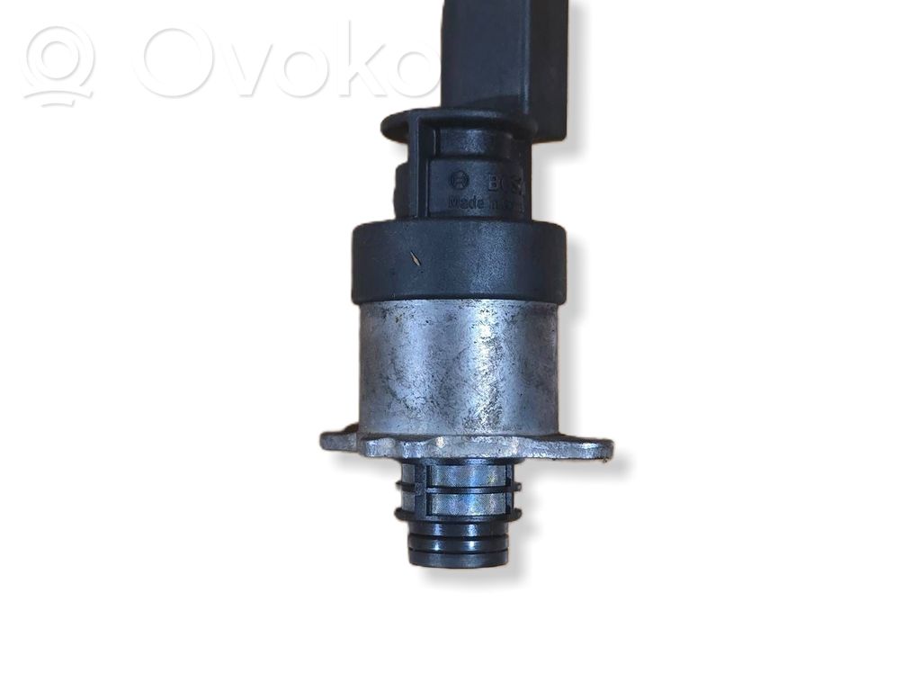 BMW 5 F10 F11 Fuel pressure sensor 