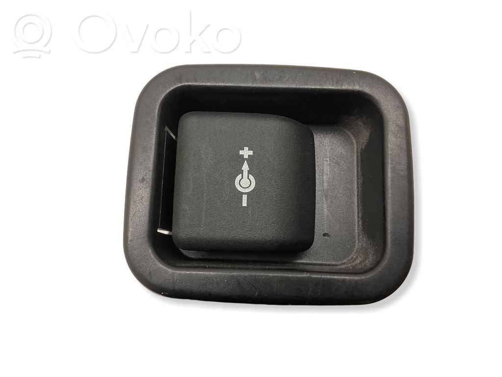 BMW 5 F10 F11 12 V Socket (rear) 