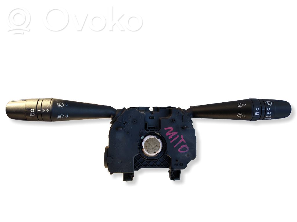 Alfa Romeo Mito Wiper turn signal indicator stalk/switch 