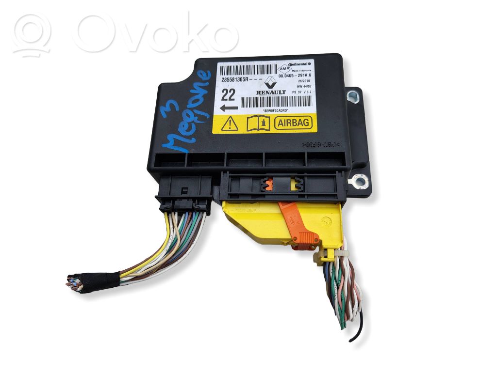 Renault Megane III Airbag control unit/module 