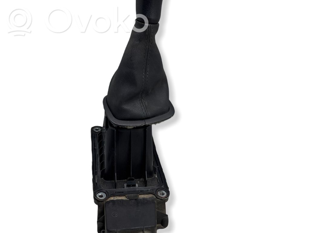 Renault Clio III Gear shifter/selector 