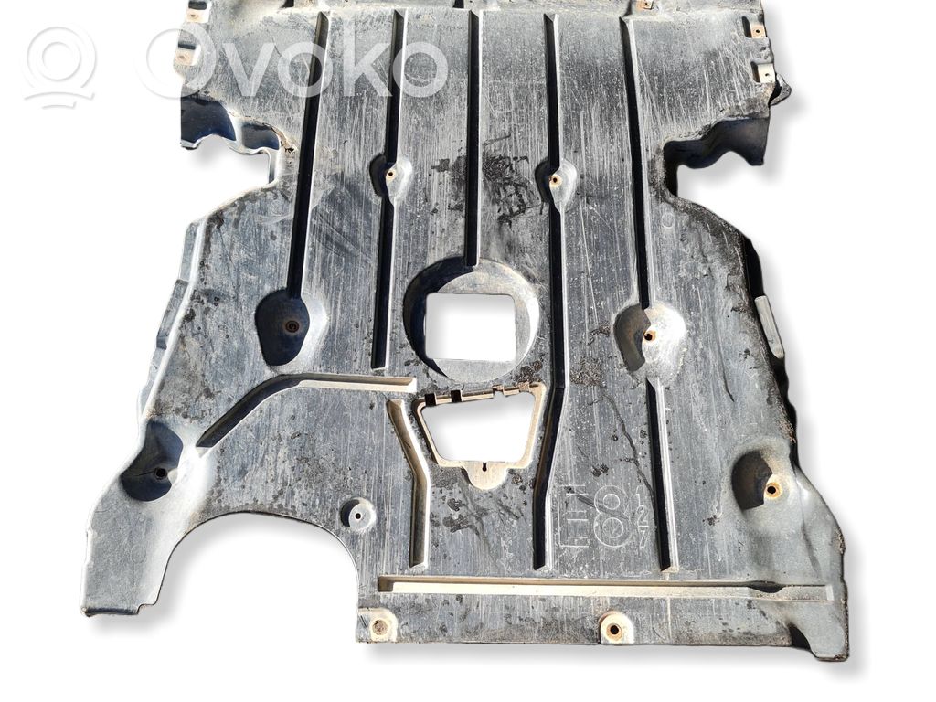 BMW 1 E81 E87 Engine splash shield/under tray 