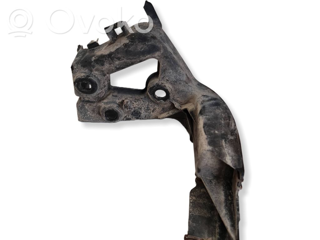 Audi A8 S8 D3 4E Rear bumper mounting bracket 