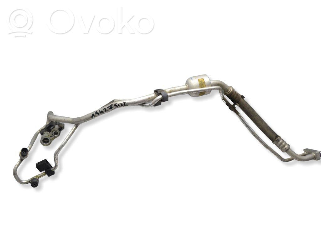 Opel Corsa E Ilmastointilaitteen putki (A/C) 