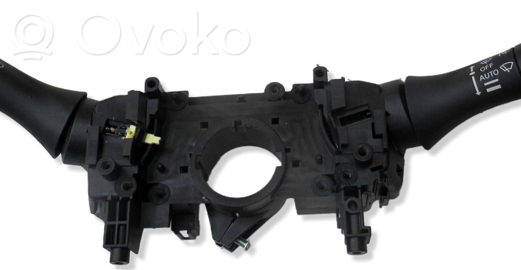 Nissan Micra K14 Interruptor/palanca de limpiador de luz de giro 