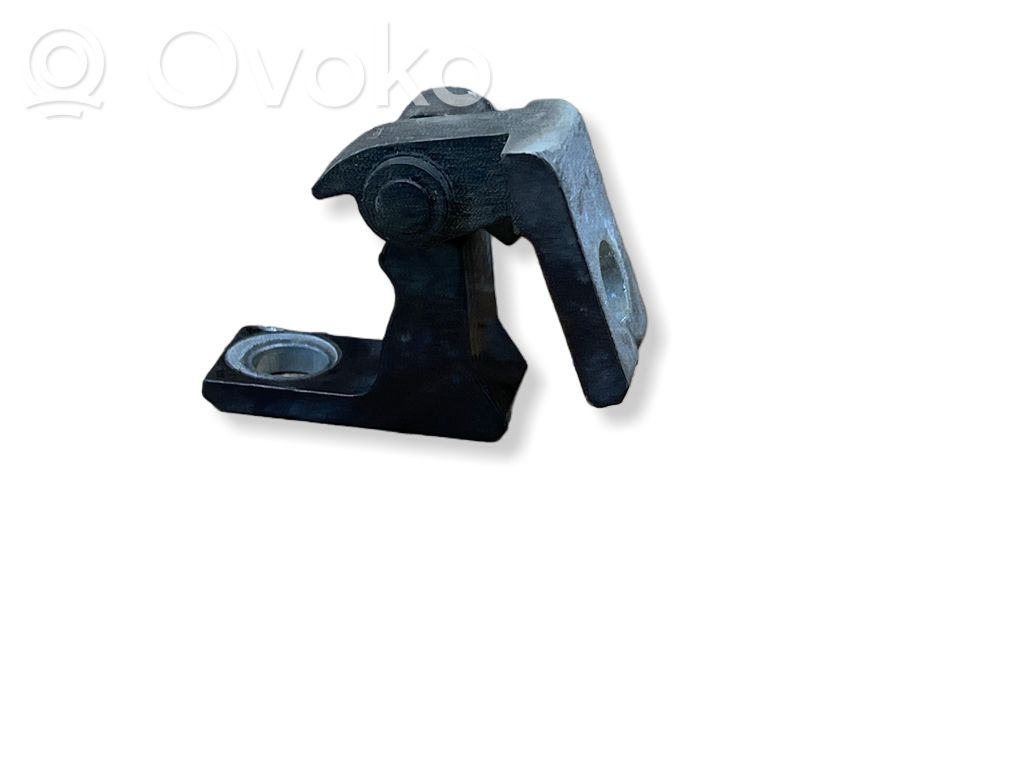 Volkswagen Polo V 6R Front door lower hinge 