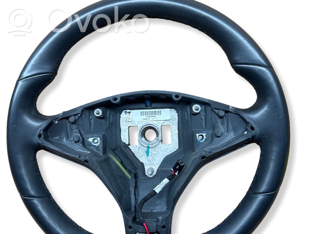 Tesla Model S Stūre 