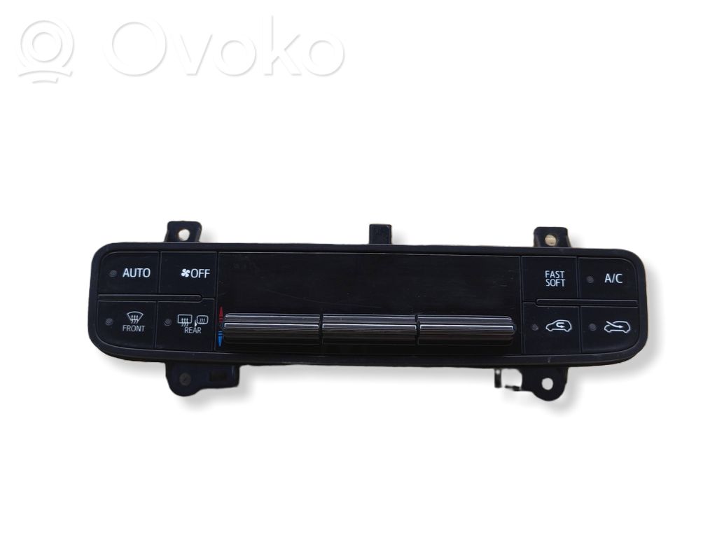 Toyota Auris E180 Climate control unit 