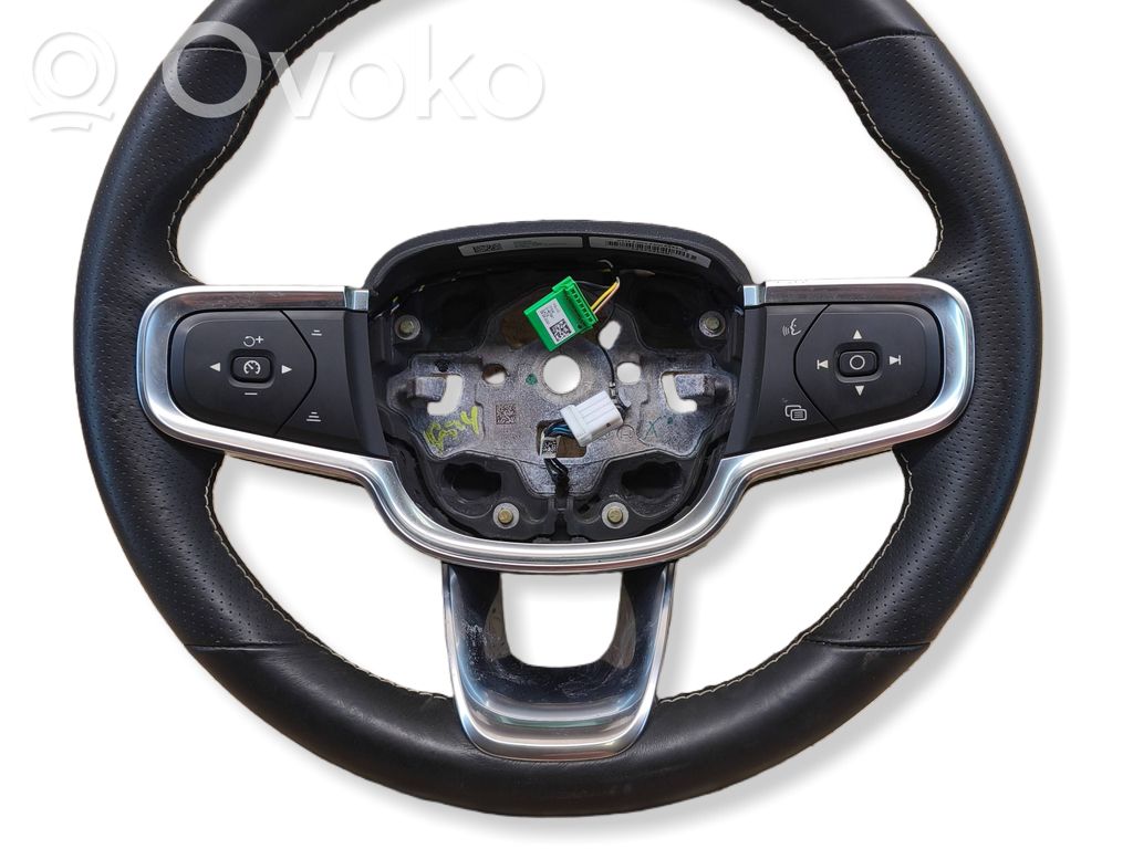 Volvo XC40 Ohjauspyörä 