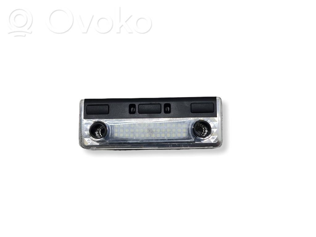 Etuistuimen valo   8364929