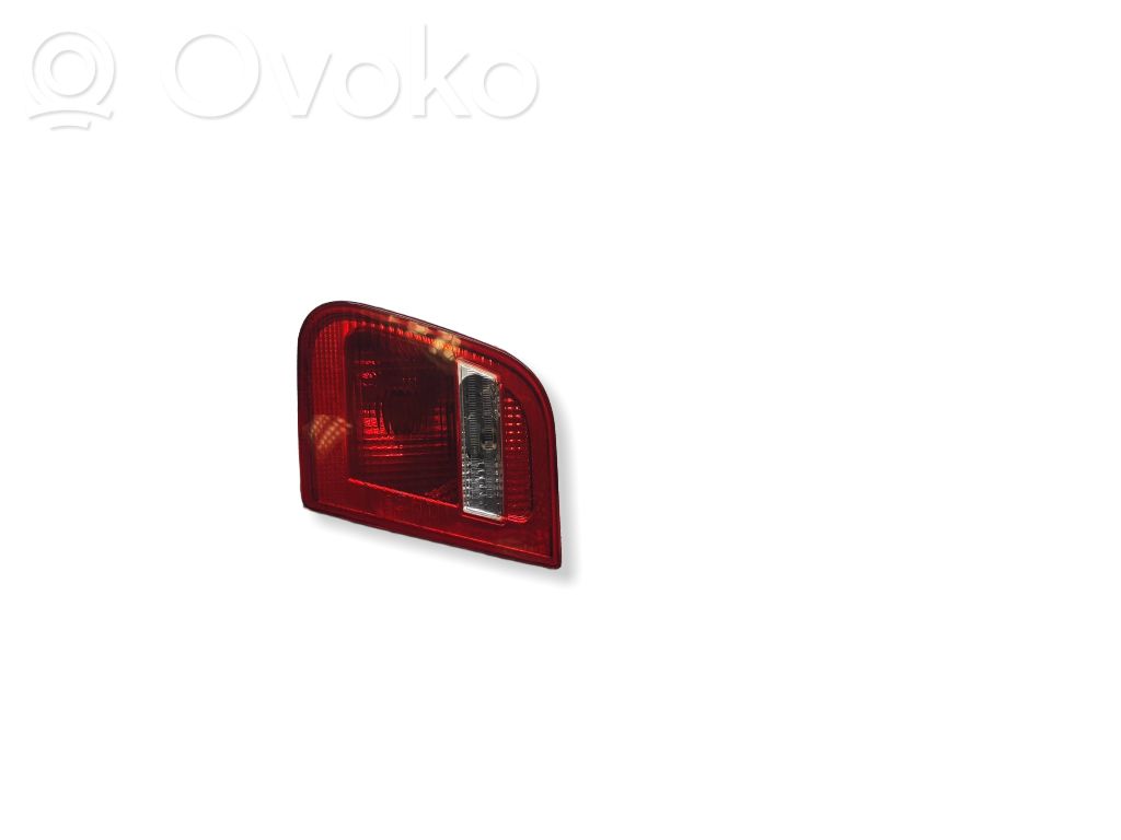 BMW 3 E46 Tailgate rear/tail lights 