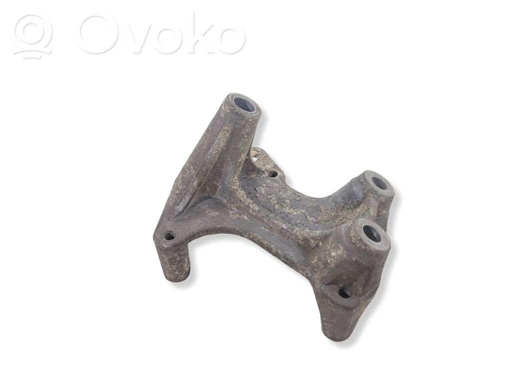 Engine mounting bracket   06A903103