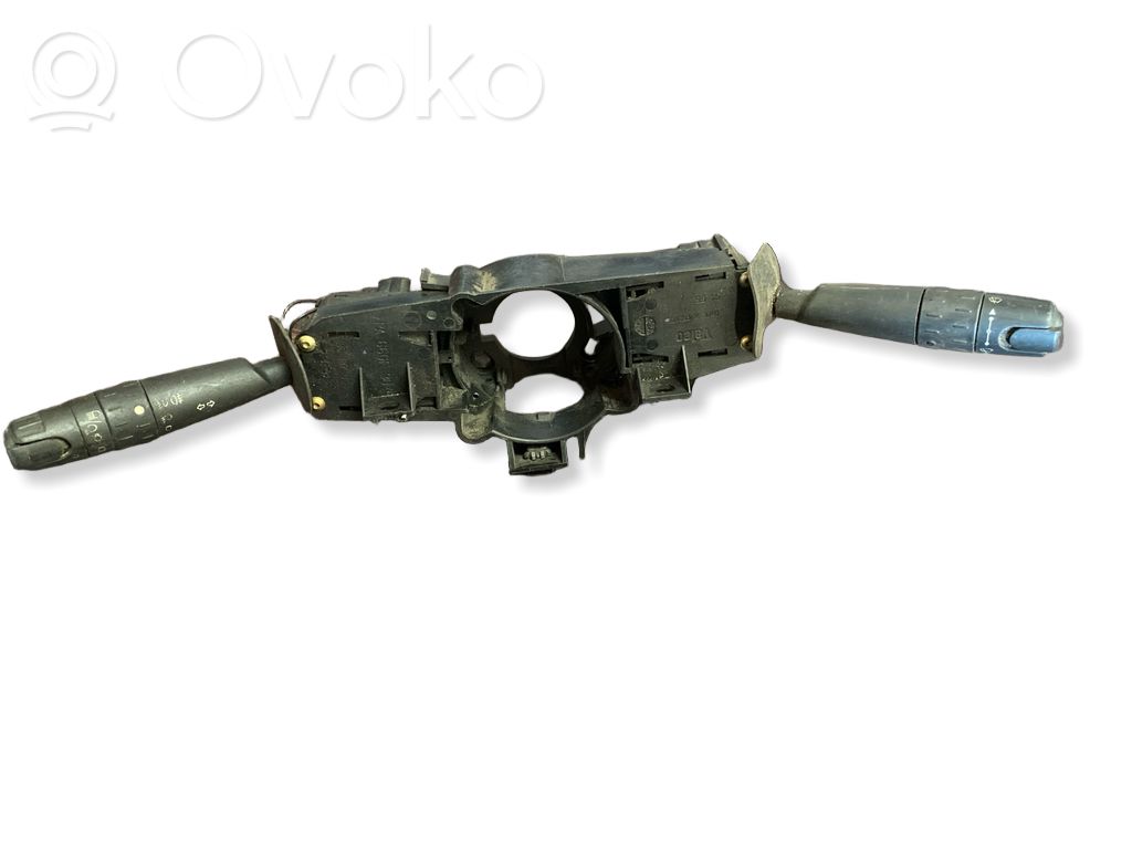 Peugeot 308 SW  Interruptor/palanca de limpiador de luz de giro 