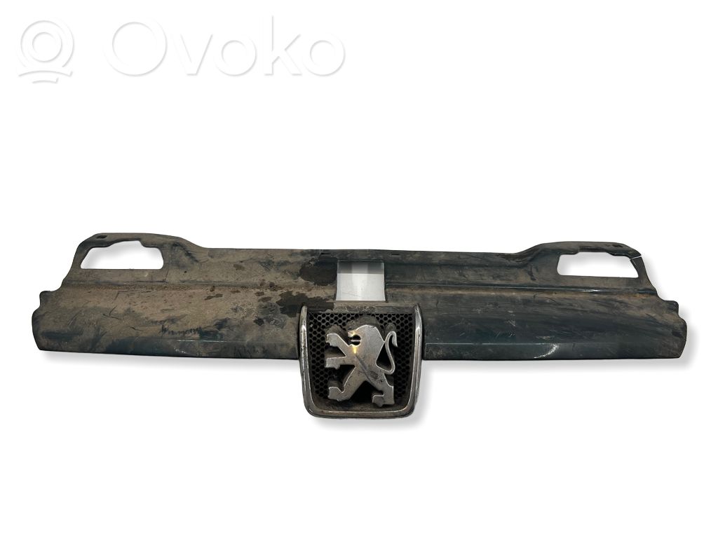 Peugeot 406 Front bumper lower grill 