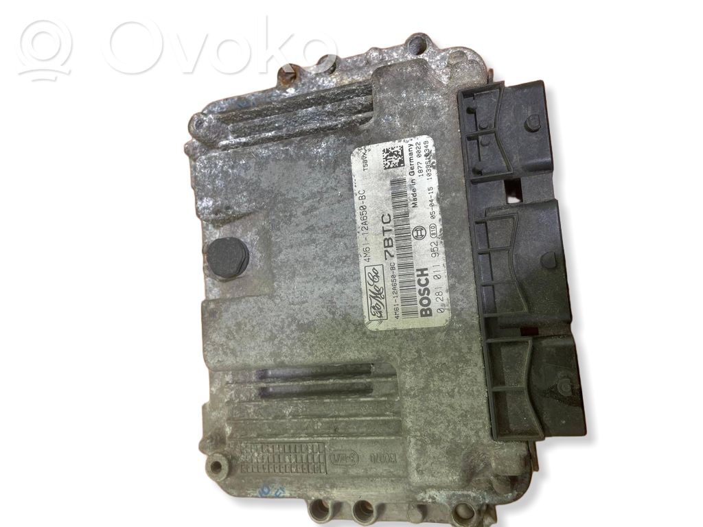 Mazda 3 I Engine control unit/module 