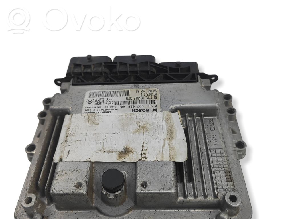 Peugeot 208 I Engine control unit/module 