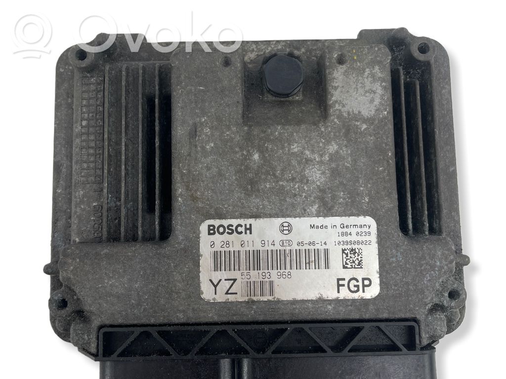 Opel Vectra C Engine control unit/module 